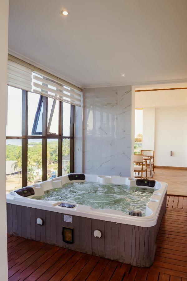 Tanga Beach Resort & Spa Eksteriør bilde